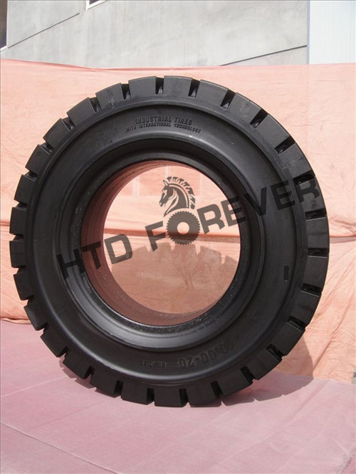 废钢转运装载机