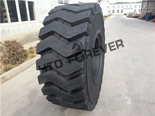 废钢转运装载机