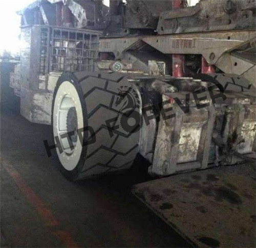 支架搬运车轮胎