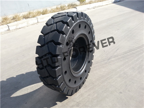 叉车轮胎