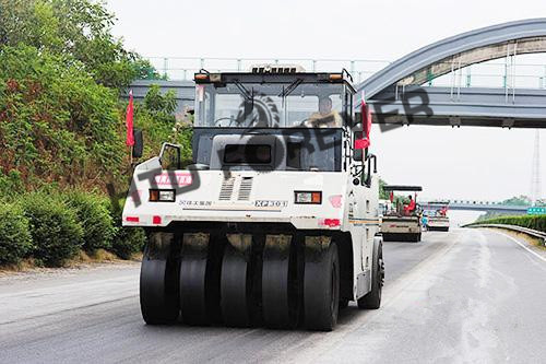 就地热再生机轮胎