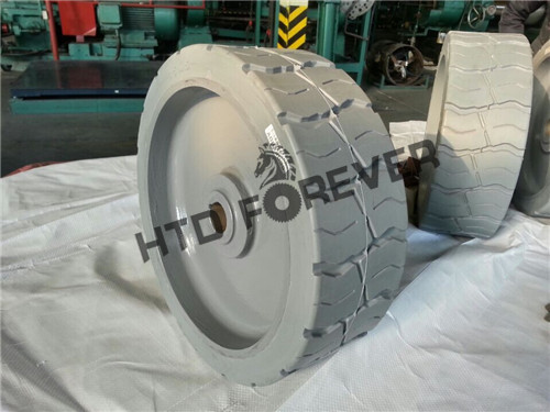 剪式升降机轮胎